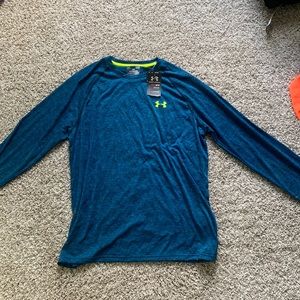 New under armour long sleeve